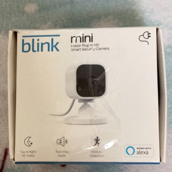 Blink Mini Indoor Plug-in HD Smart Security Camera - Picture 1 of 5